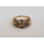 WITHDRAWN  - 14ct gold and diamond set cluster ring, 5g in total approx.