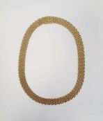 9k gold choker necklace of gate style links, 33g approx.