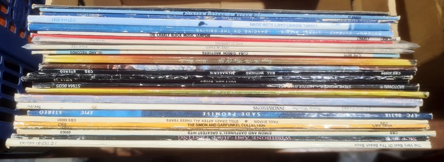 Assorted vinyl LP's including Wishbone Ash 'Just Testing', Bob Marley 'Exodus', Simon and - Image 2 of 2