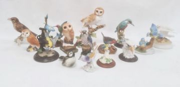 Large quantity of bird ornaments including a Beswick model of a barn owl, 11.5cm high, a Goebel