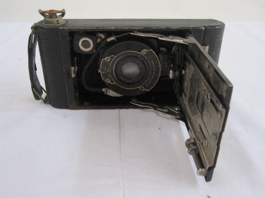 Cased pool cue and a Kodak camera (2) - Image 2 of 2