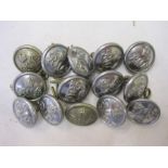 Small quantity of military buttons