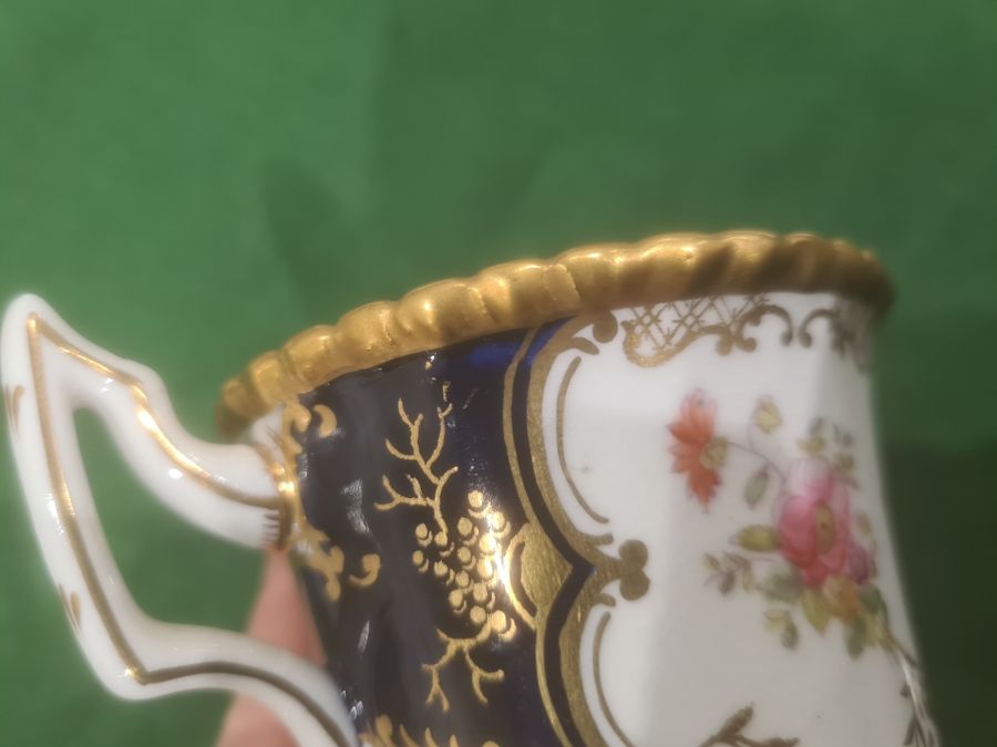 Coalport blue 'Batwing' pattern part dinner and tea service, numbered to reverse Y2665 (on some - Image 21 of 45