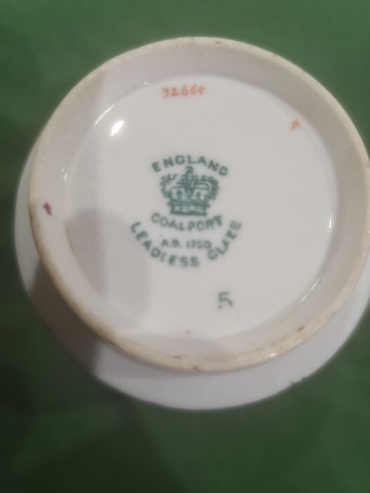 Coalport blue 'Batwing' pattern part dinner and tea service, numbered to reverse Y2665 (on some - Image 15 of 45