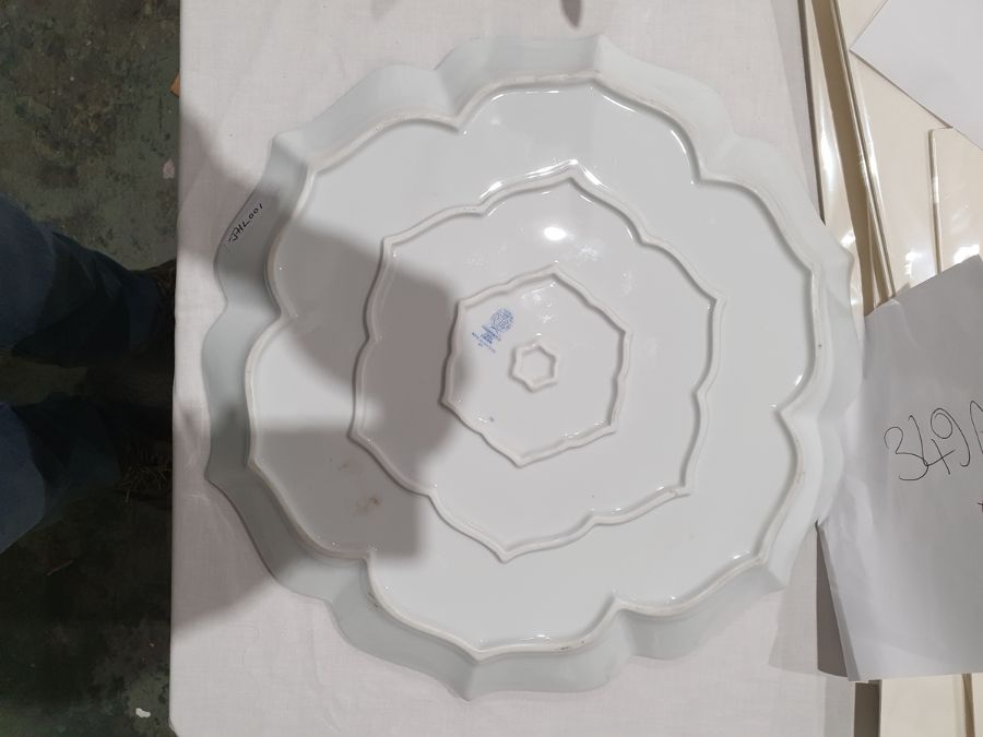 Herend cabaret set 'Snowdrop' pattern to include tray with serpentine edge, coffee pot, cream jug, - Bild 21 aus 21