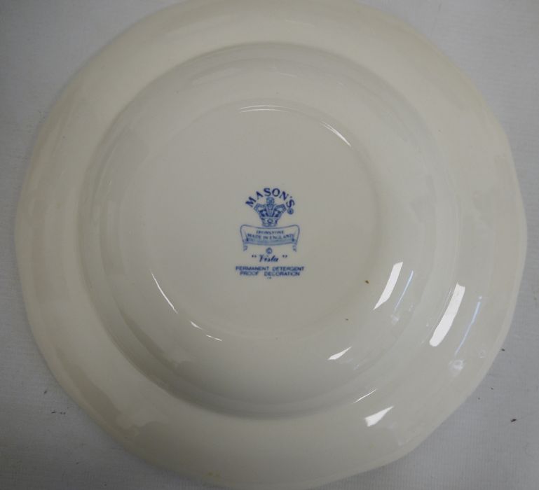 Quantity of blue and white Masons 'Vista' pattern graduated jugs, Spode 'Italian' pattern mug, etc - Bild 4 aus 8