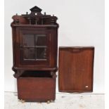 Wall-hanging corner cabinet with glazed door, a tray and a box on wheels (3)