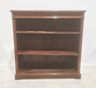 19th century walnut open bookcase with adjustable shelves, on plinth base, 84cm x 123.5cm x 32cm