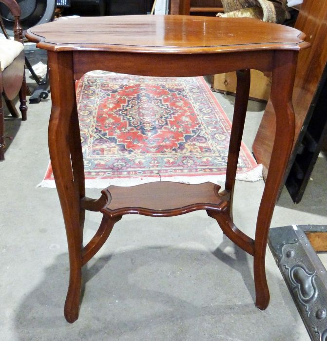 Early 20th century walnut lozenge-shaped top occasional table on cabriole legs to shaped