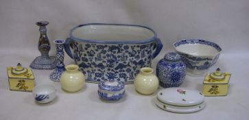 Mixed lot of English and foreign ceramics to include blue and white ginger jar, oval lidded dish
