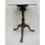 19th century mahogany oval occasional table, the oval top on birdcage with turned and carved