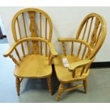Pair of modern beech child's windsor-type chairs (2)