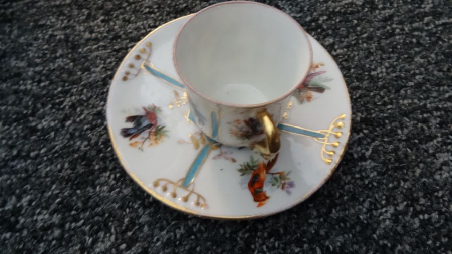 Collection of cups and saucers to include Nymphenburg, Royal Doulton, Shelley etc. together with - Image 5 of 21