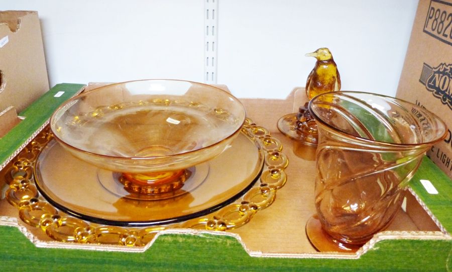 Orange glass centrepiece bowl, various Art Deco style glass items and a collection of paperweights - Image 2 of 3