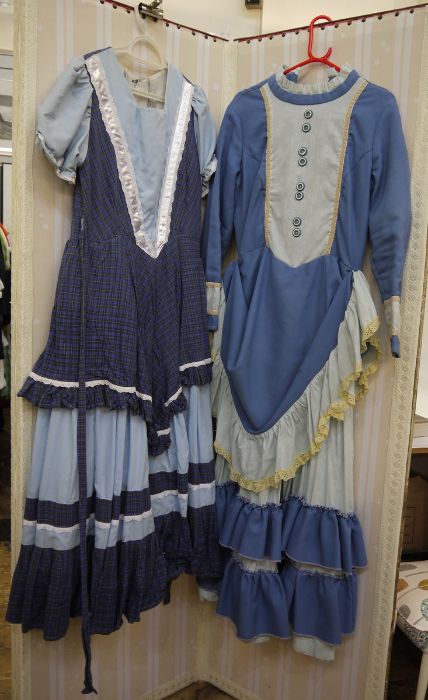Assorted theatrical dress to include a Victorian-style skirt made for a bustle and a black - Image 5 of 6