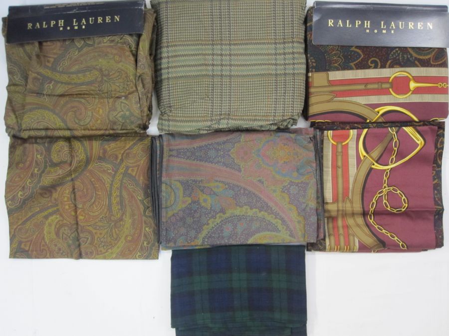 Ralph Lauren bed linen to include a sealed flat sheet, 100% cotton, 180cm x 260cm, a paisley - Image 2 of 3