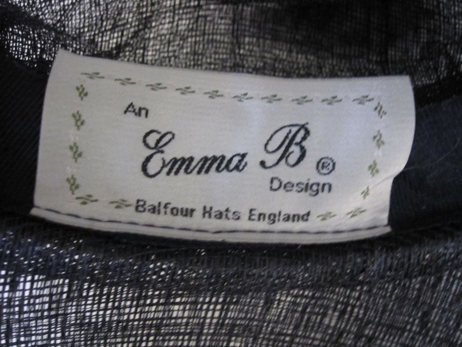 Designer hats to including Ascot style hats, one labelled Anne Marie Harrods, another labelled Peter - Image 6 of 9