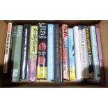 Quantity of volumes on Art, collecting, history, poetry, militaria, etc. (5 boxes)