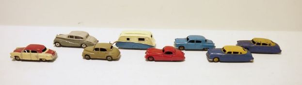 Quantity of loose diecast Dinky Toys to include 190 caravan, blue and tan Hudson Sedan, brown and