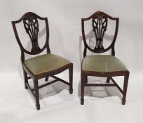 Four modern reproduction Hepplewhite dining chairs (4)