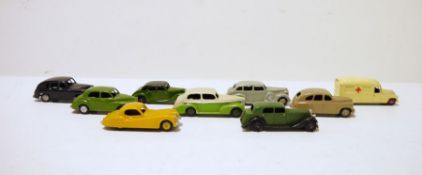 Small quantity of Dinky Toys diecast models to include 'Dinky Toys Riley', 'Dinky Toys Daimler', '