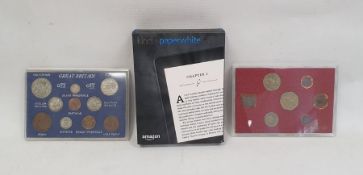 Set of 1979 coinage, a Kindle Paper White, etc