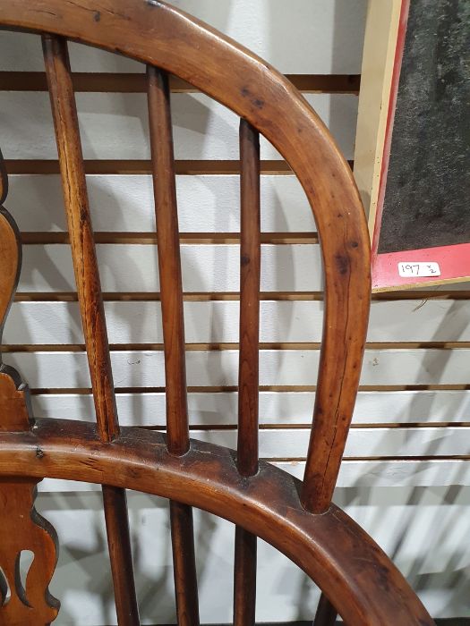 Pair of late 19th/early 20th century elm and yew windsor chairs, probably North East England/ - Image 2 of 23