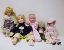 Leonardo's collection porcelain doll 'Samantha' and a quantity of assorted porcelain dolls (1 box)