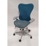 Modern office swivel chair