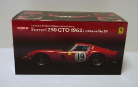 Kyosho 1:18 scale diecast model car 'Ferrari 250 GTO 1962 Le Mans No. 19', boxedCondition ReportDust