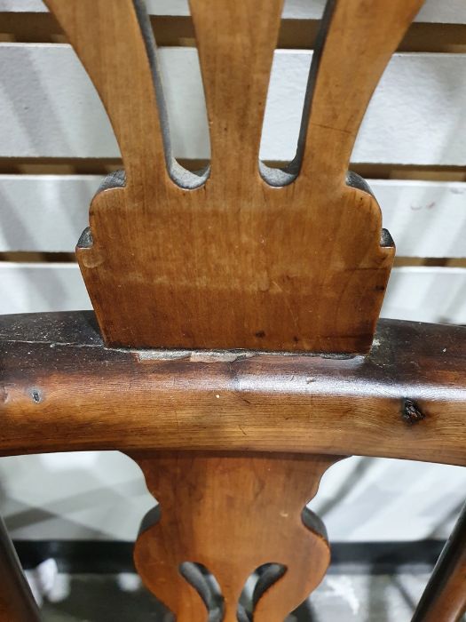 Pair of late 19th/early 20th century elm and yew windsor chairs, probably North East England/ - Image 7 of 23