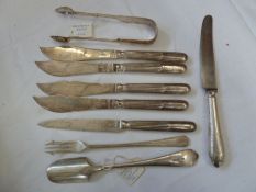 Pair of Victorian silver sugar tongs with shell bowls, Edinburgh 1835, a silver stilton scoop with