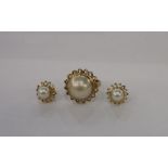 14K gold and pearl dress ring, set large blister pearl within star border and matching pair pearl