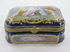 Sevres porcelain snuff box, circa 1845-48