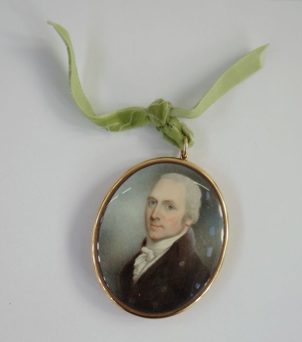 Georgian portrait miniature on ivory, oval, head and shoulders portrait of a gentleman, 6.75cm x 5.