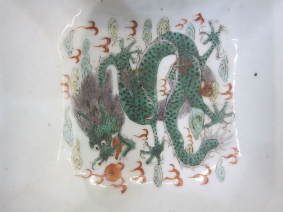 Chinese porcelain square bowl with canted corners and everted rim, green dragon painted to interior, - Image 3 of 10