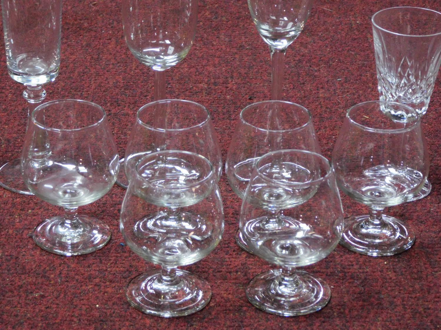 A collection of vintage glasses including a set of six brandy glasses, four engraved shot glasses, a - Image 4 of 6