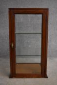 An Edwardian mahogany table top vitrine. H.76x40cm
