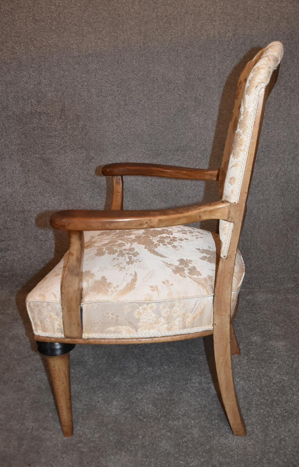 A set of eight Continental Art Deco bird's eye walnut dining chairs in floral damask upholstery on - Image 5 of 5