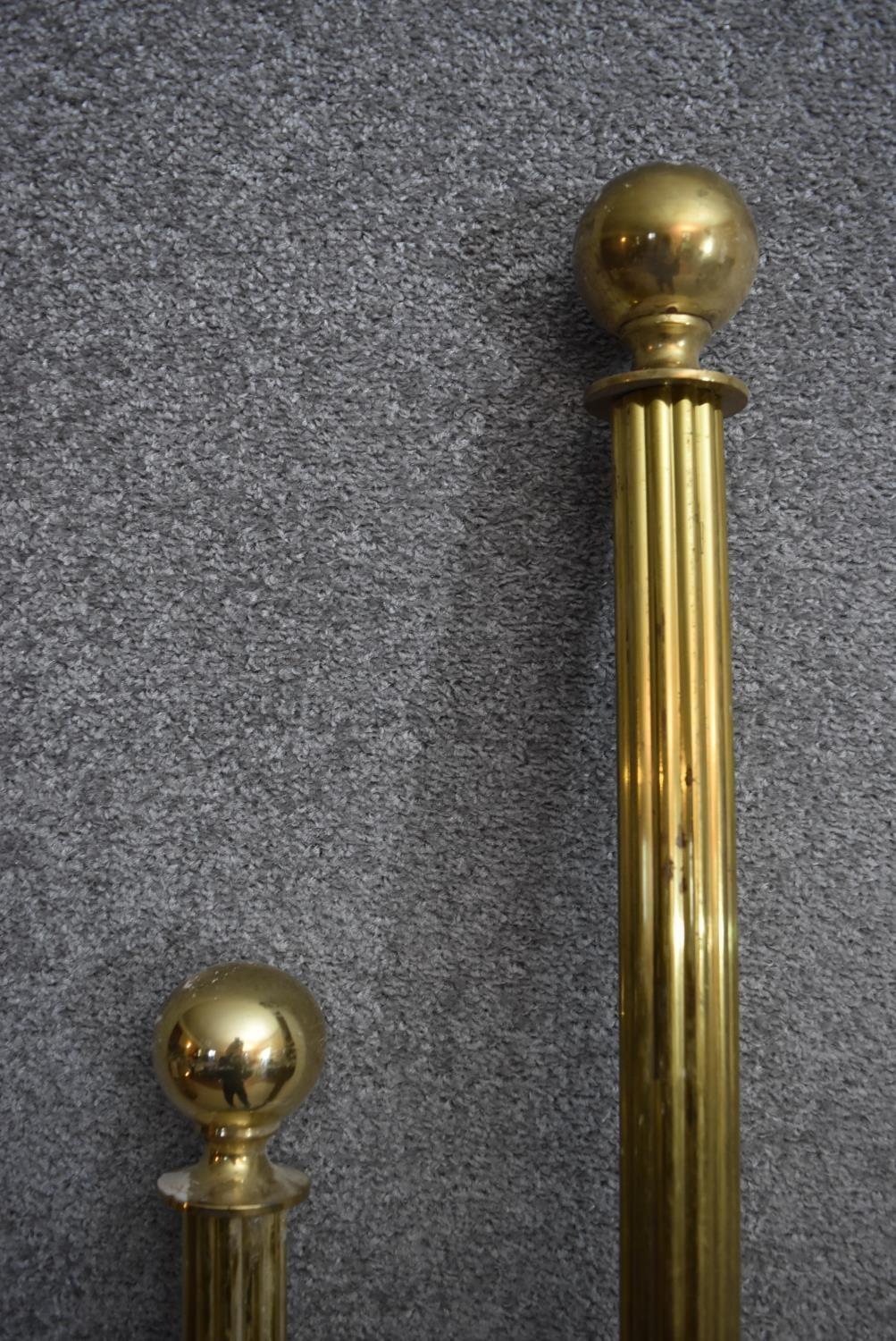 Two brass fluted curtain poles and rings with spherical finials. Longest L.165/Shortest L.138cm - Image 3 of 4