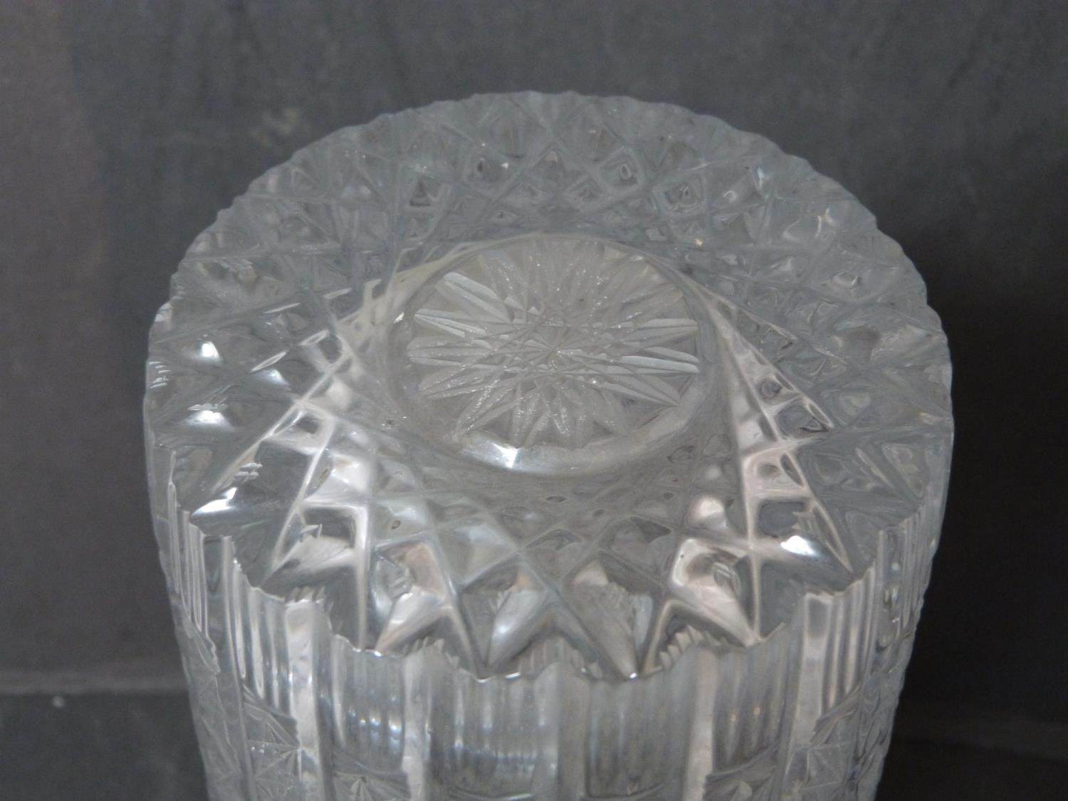 A ribbed antique Bohemian star cut engraved crystal vase with a zig zag edge. h29.5cm. - Image 7 of 9