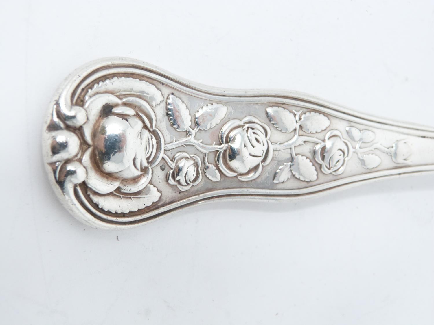 An early Victorian sterling silver soup ladle. Hallmarked: HI IL for John & Henry Lias, London 1845. - Image 3 of 8