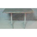 A contemporary aluminium garden table. H.72 W.120 D.60cm