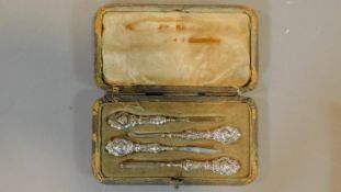 A cased English hallmarked silver manicure set, Birmingham 1906. 11.5x6.5cm (box)