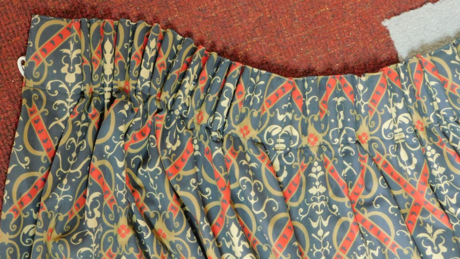 A set of four fabric curtains with stylised fleur-de-lis motifs and X and scrolling design. Silk - Image 3 of 6