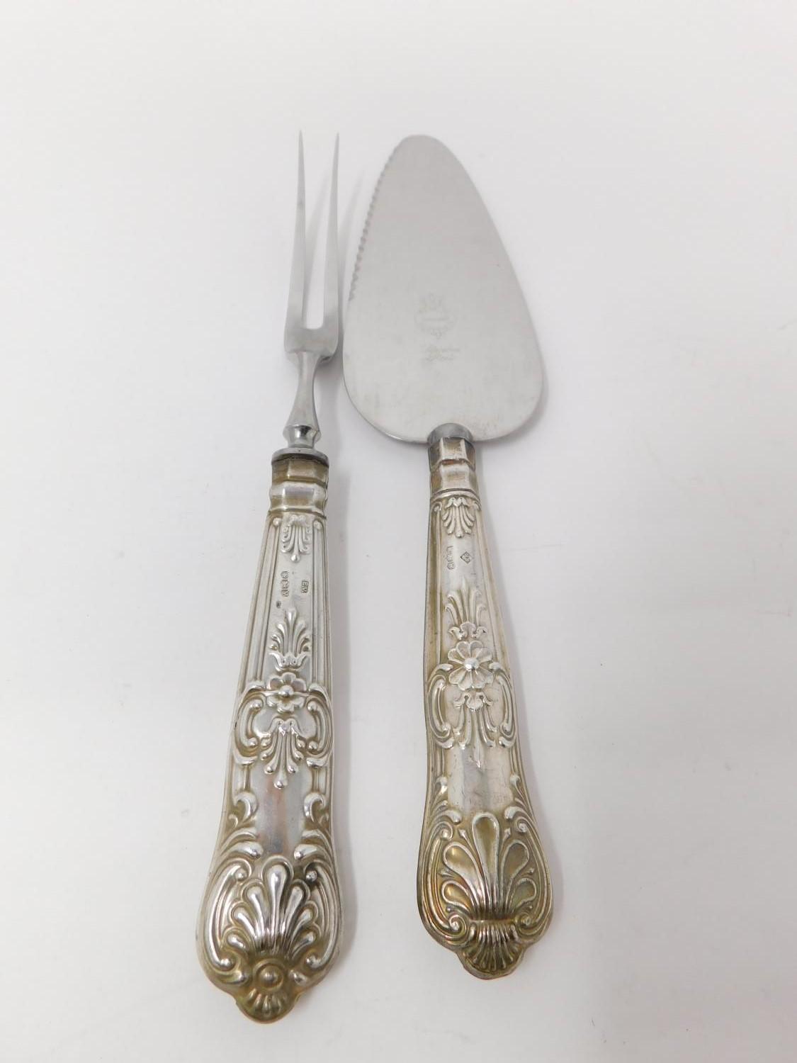 A collection of silver cutlery. Inlcuding a Georgian pierced foliate design fish slice, - Image 11 of 17