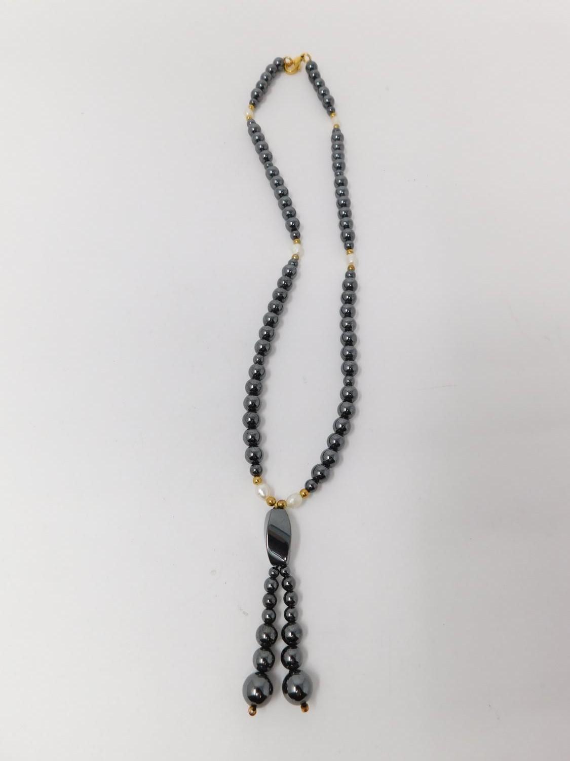 A collection of hematite and cultured pearl jewellery. Including two Hematite necklaces, one - Image 7 of 16
