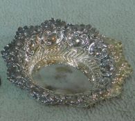 A Victorian repousse floral and scrolling design silver Bon Bon dish. Hallmarked: SFWF for Fenton