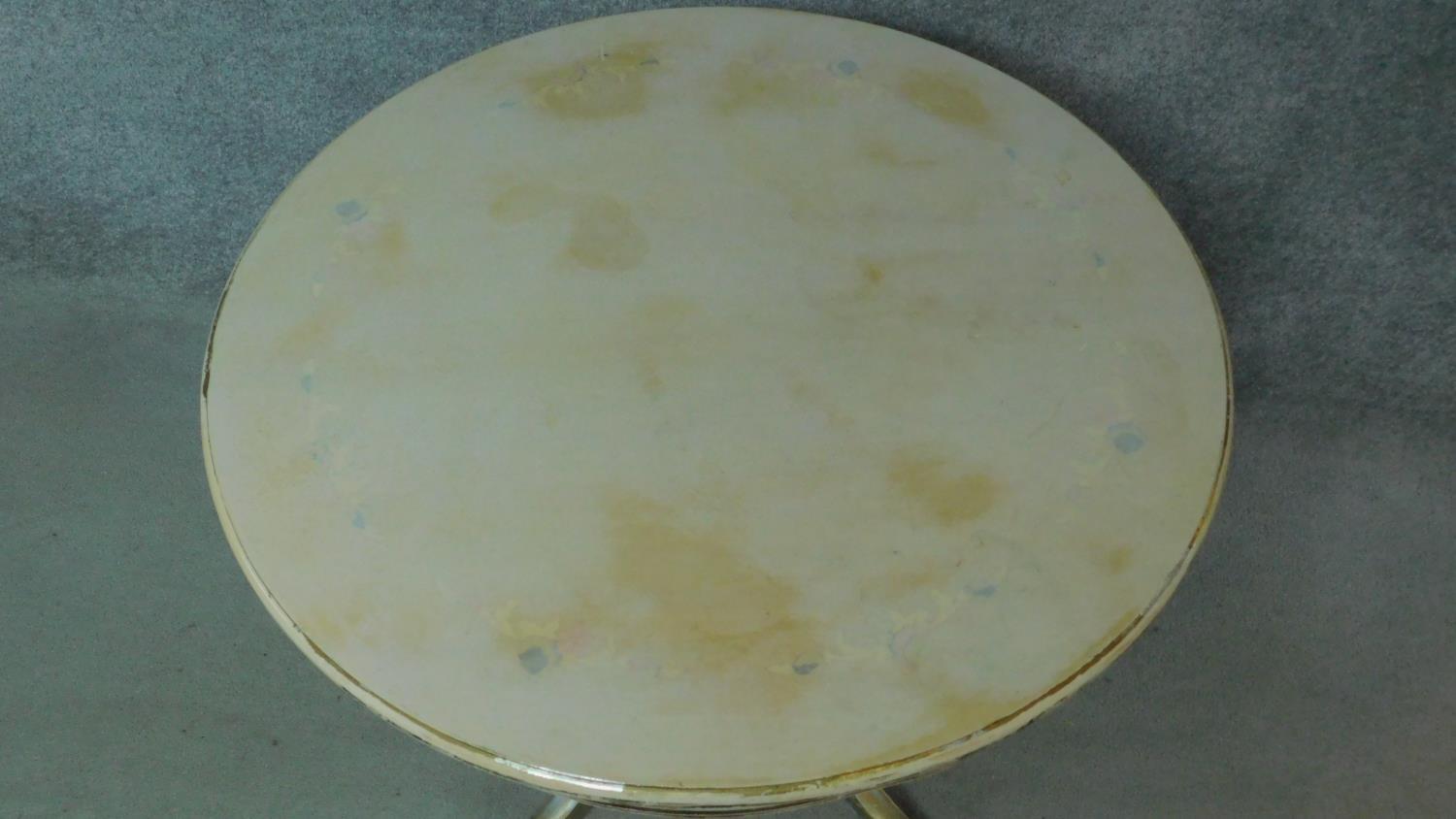 A Victorian style distressed painted dining table on cabriole supports. H.77 W.100 D.100cm - Image 2 of 4