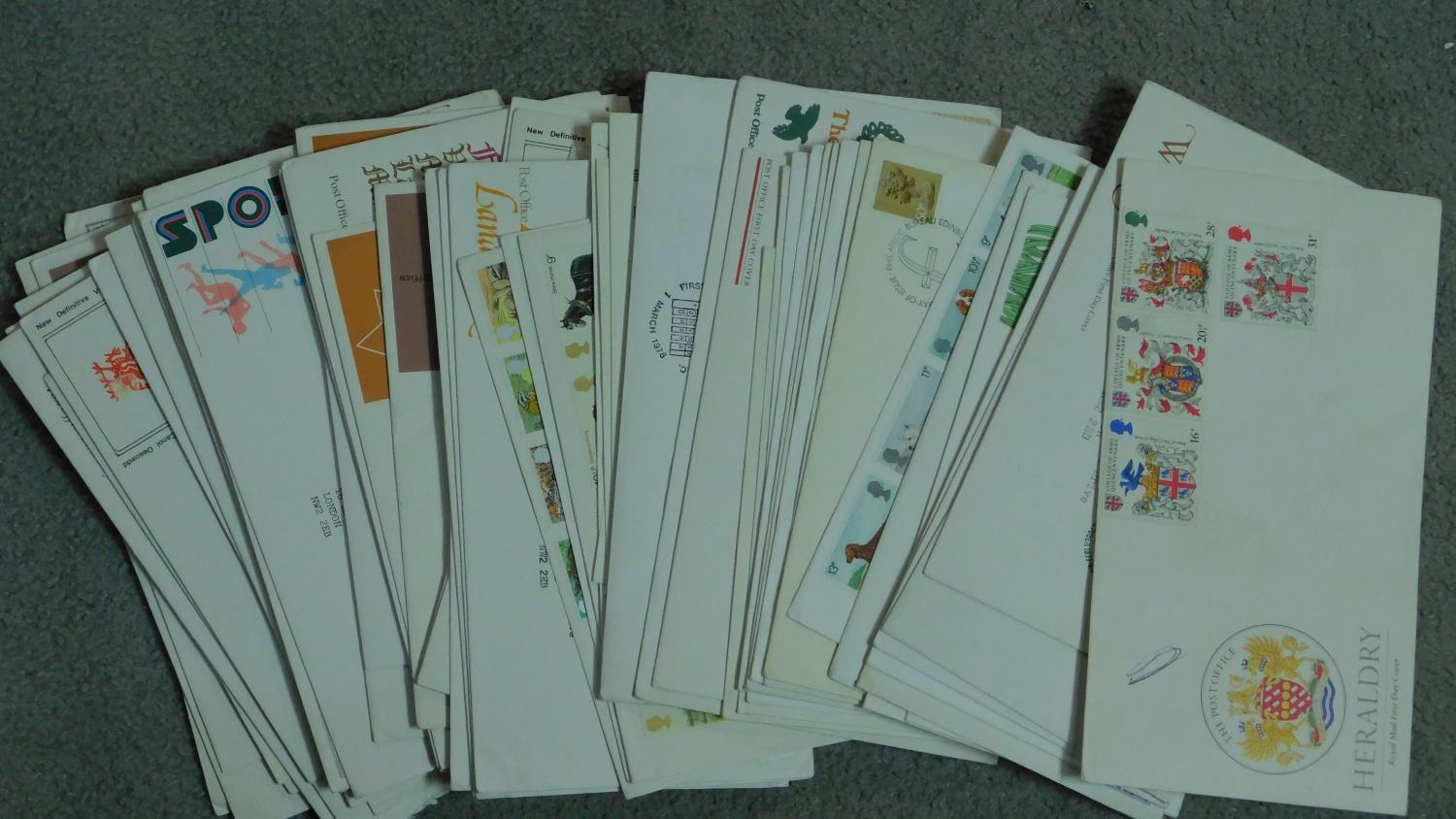A collection of various stamps and First Day Covers. Including charity stamps, Christmas editions - Image 2 of 7